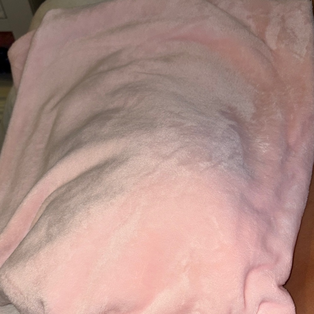 Pink Cotton Blanket with Smooth Texture